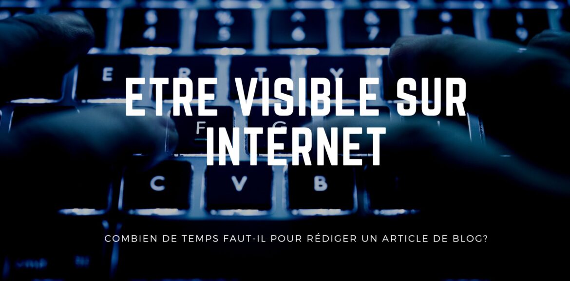un clavier d'ordinateur pour écrire son texte de blog